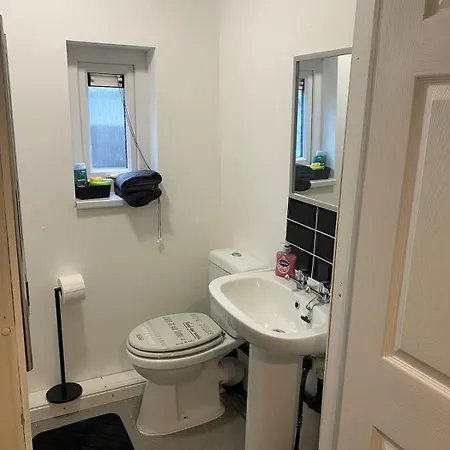 Flat In Clayton Manchester-3